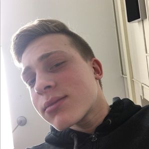 Meet your Posher, Dean